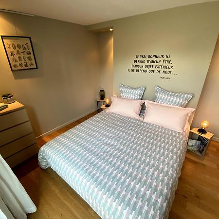 Au 10 Bed & Breakfast Luisant Quarto foto