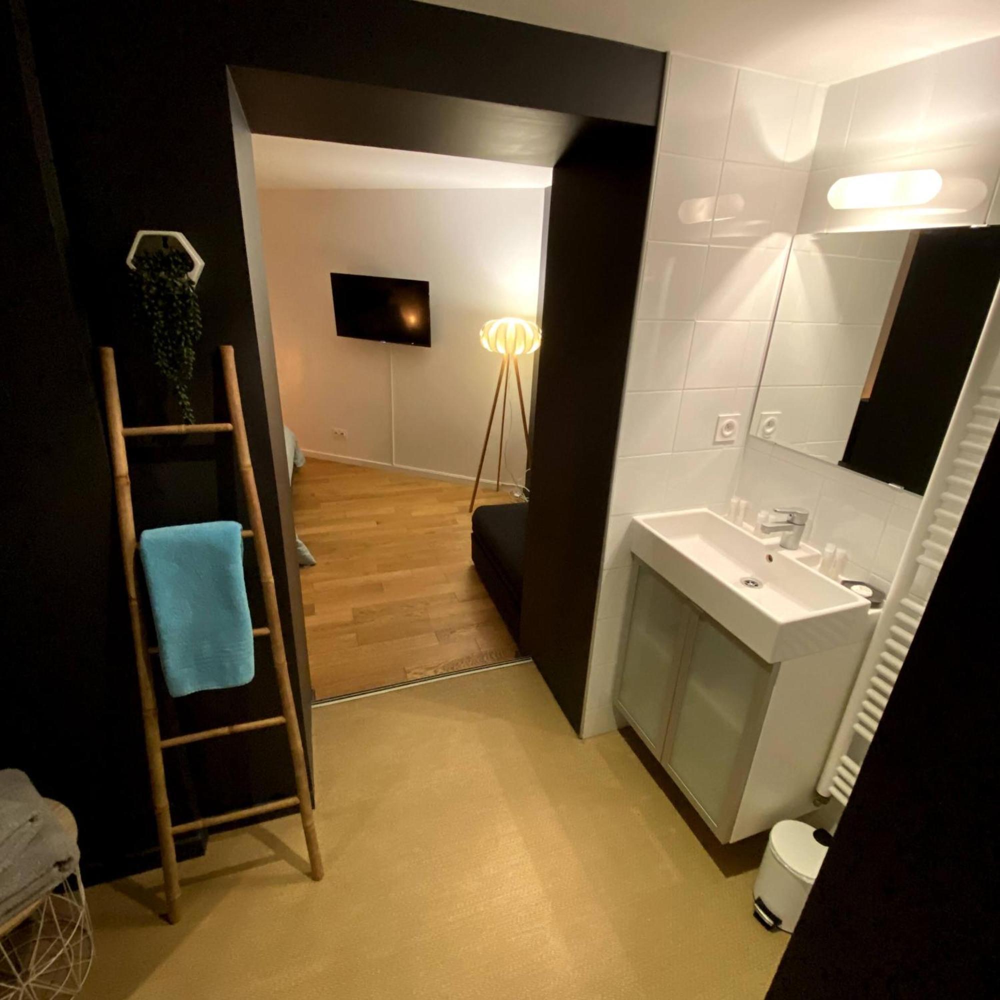 Au 10 Bed & Breakfast Luisant Quarto foto